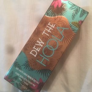 Benefit dew the hoola liquid bronzer.